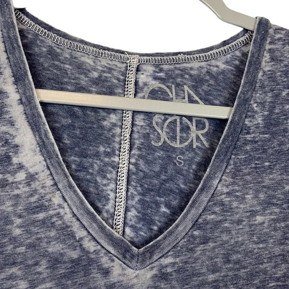 Chaser New Heart Print V-Neck Sleeveless Top Size S - Picture 3 of 6